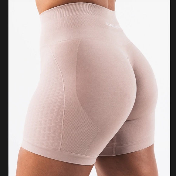 NWT Alphalete Contour Shorts - Picture 3 of 8